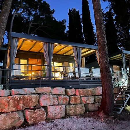 Harmonia Mobile Home Rovinj Eksteriør bilde