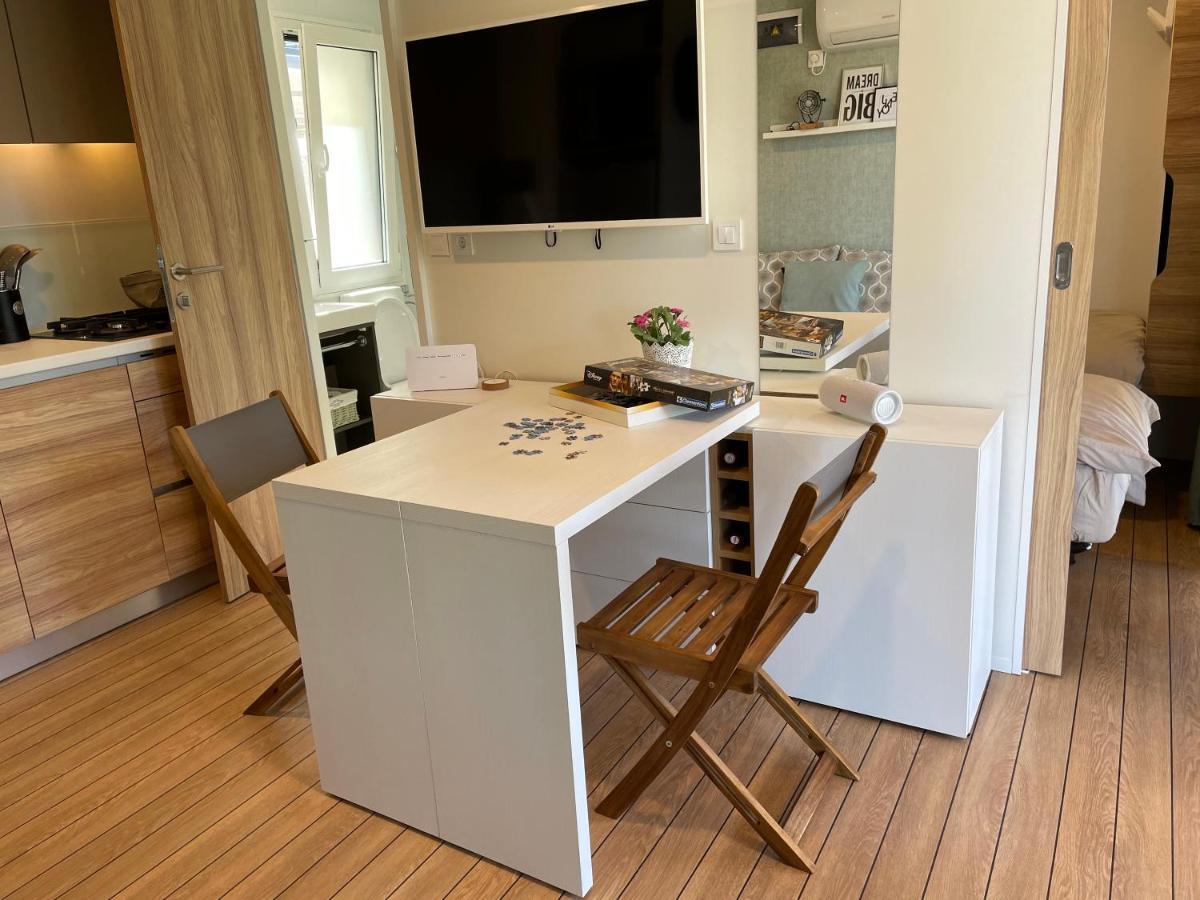 Harmonia Mobile Home Rovinj Eksteriør bilde