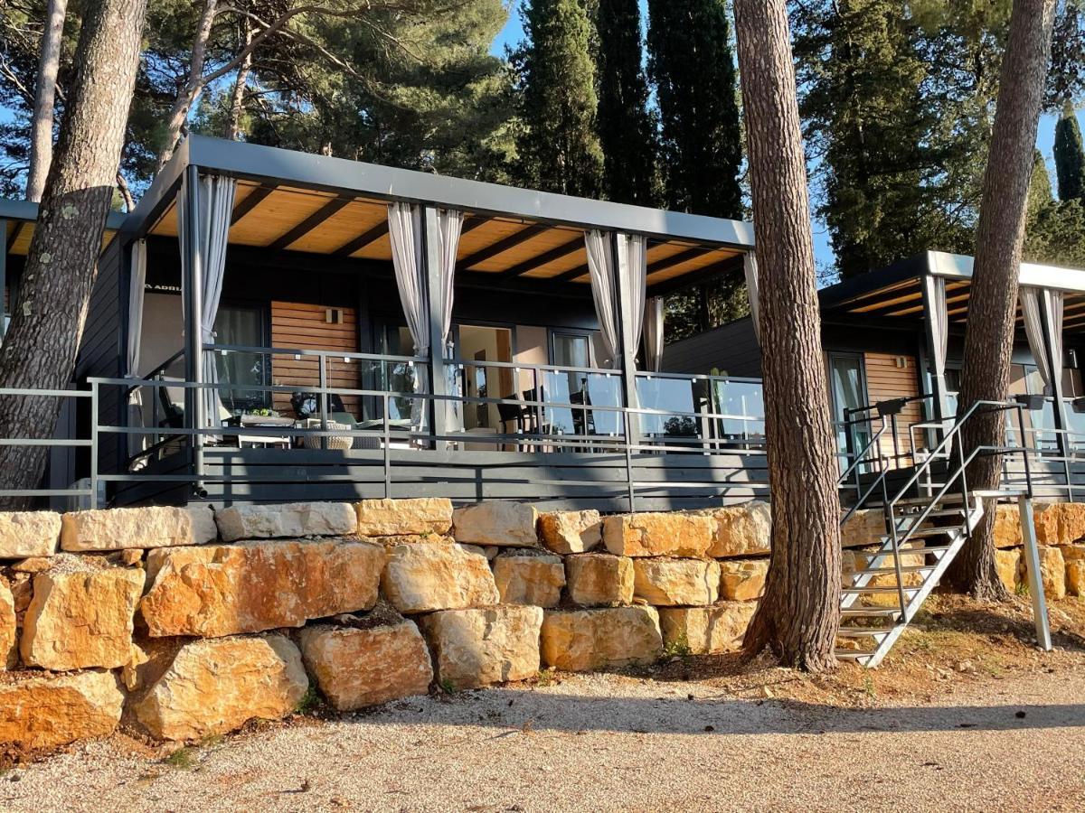 Harmonia Mobile Home Rovinj Eksteriør bilde